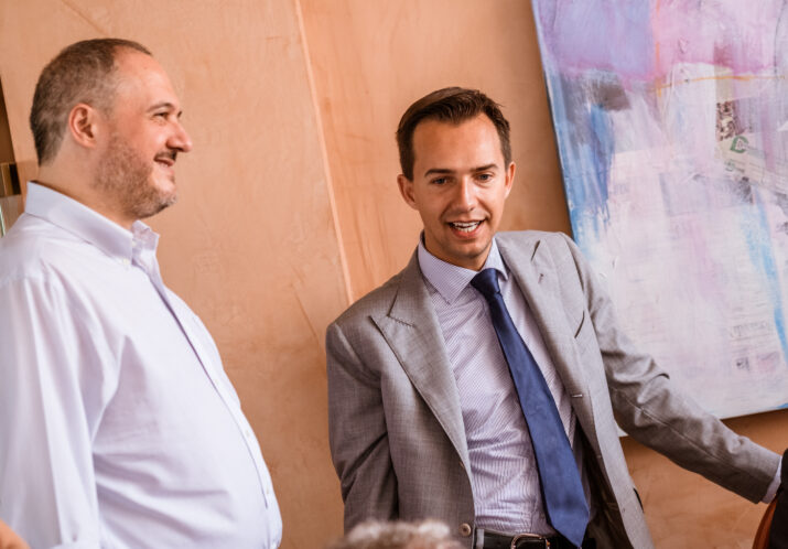 PREMIO HEMINGWAY 2019: IL CONSUNTIVO DEL SINDACO DI LIGNANO LUCA FANOTTO E DEL PRESIDENTE DELLA GIURIA ALBERTO GARLINI